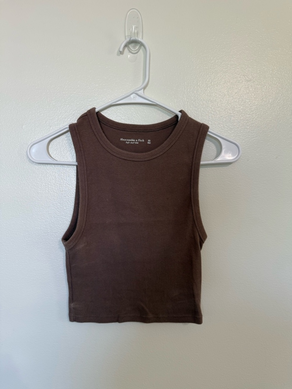 Abercrombie & Fitch Women's Mauve Ribbed Crop Tank, size XS